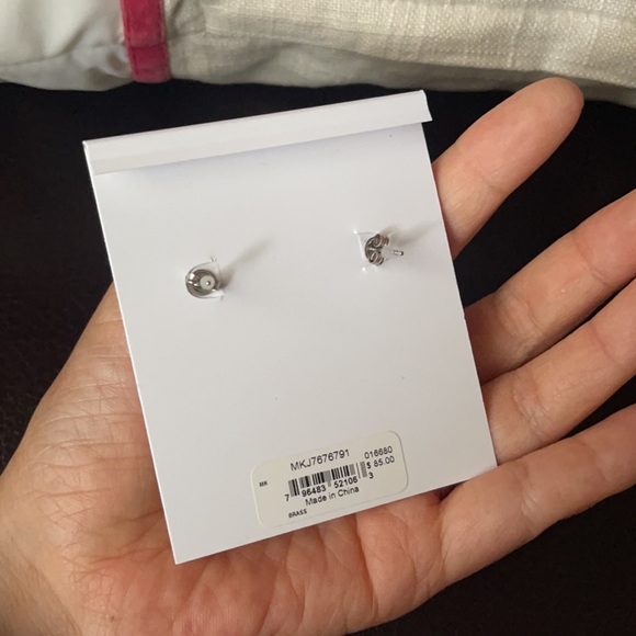 Michael kors double loop earring new with tag - Picture 4 of 7